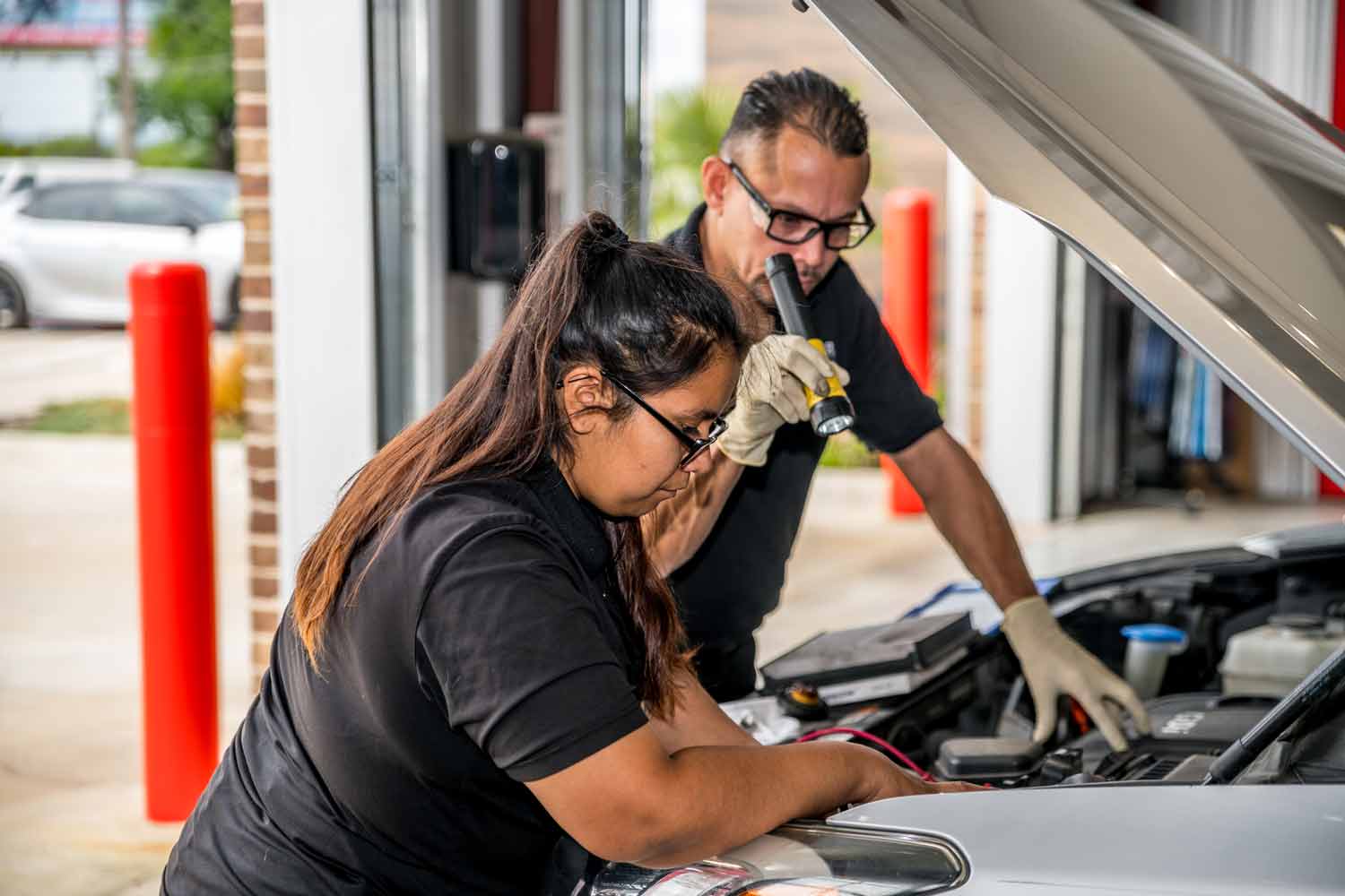 A manager supervises a team member