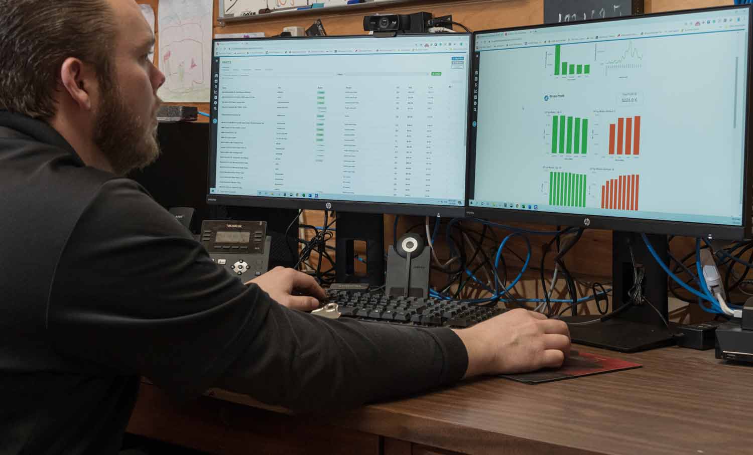Business analytics at your fingertips